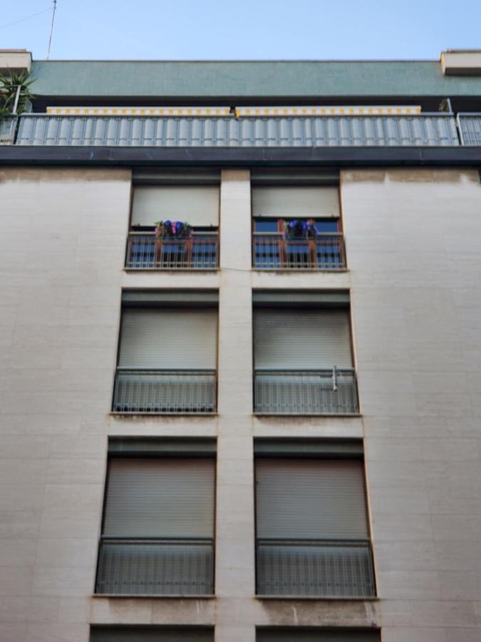Bright And Large Apartment Via Montegrappa Livorno Eksteriør billede